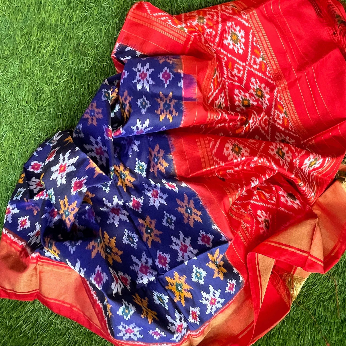 Blue Red Pochampally Silk Dupatta