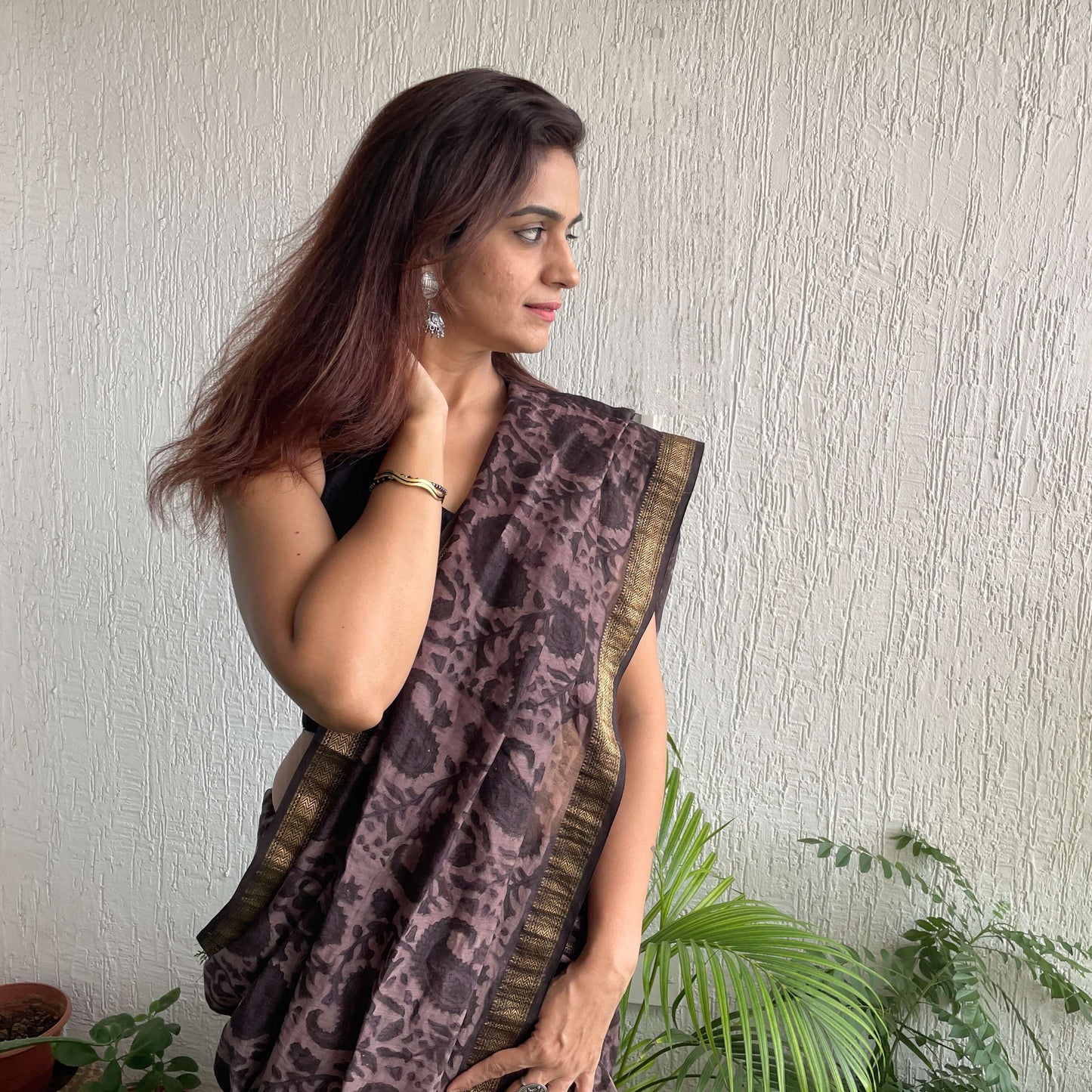 Brown-bagru-maheshwari-saree
