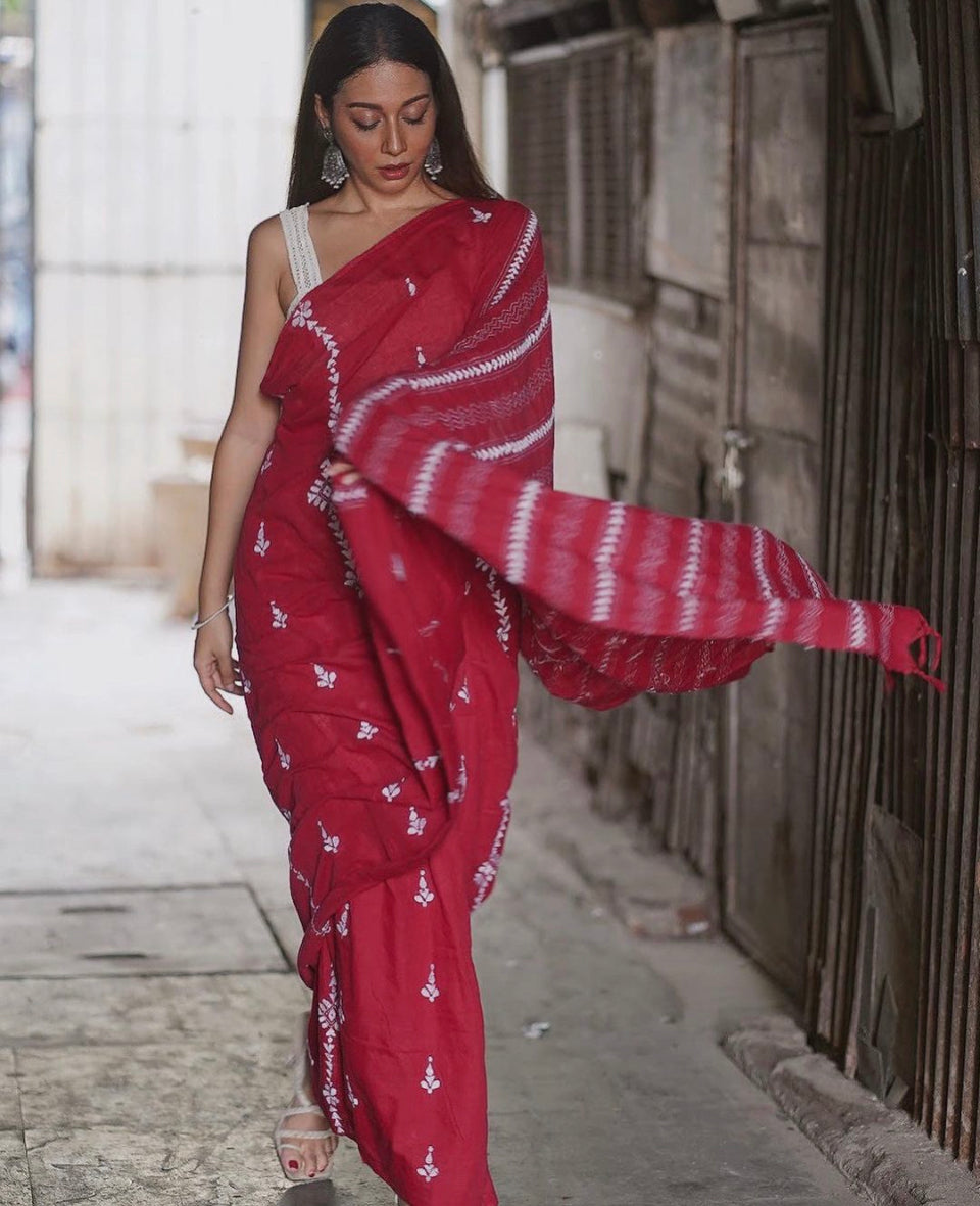 red mul kantha stitch saree