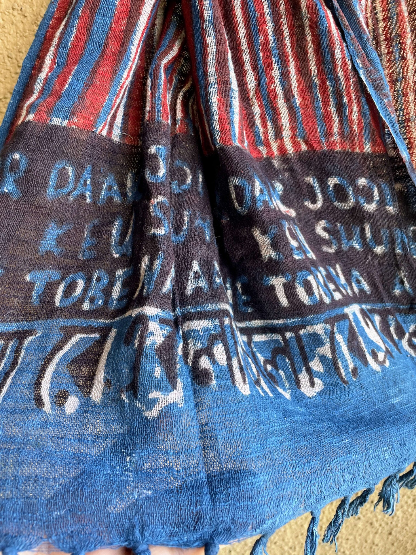 Indigo Ekla cholo stole