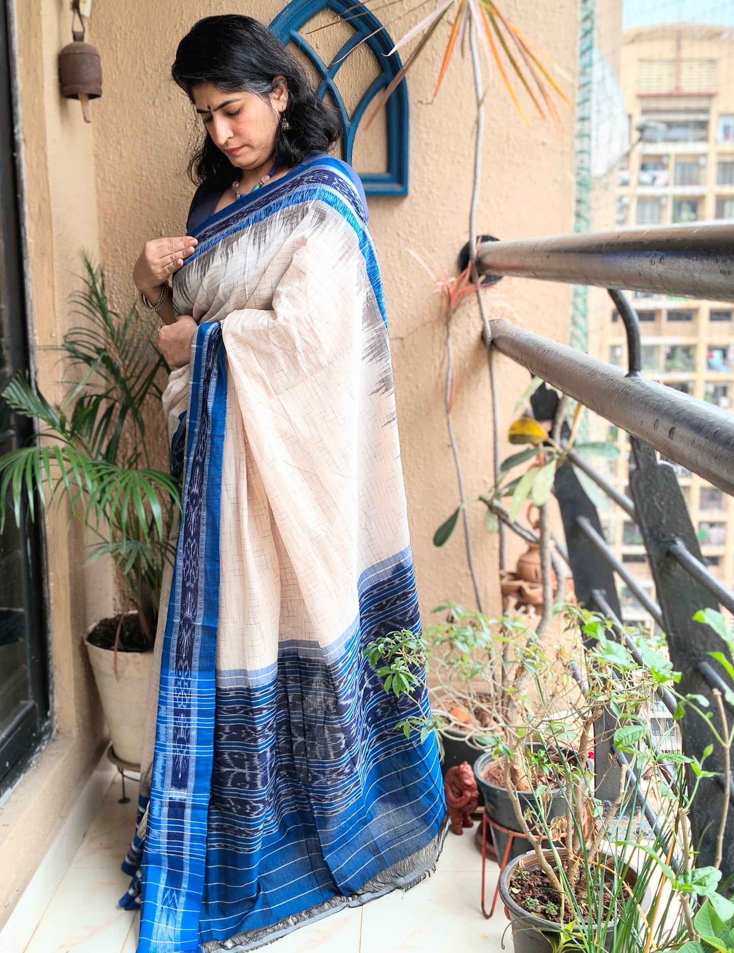 Jharna ikat White blue Cotton Saree