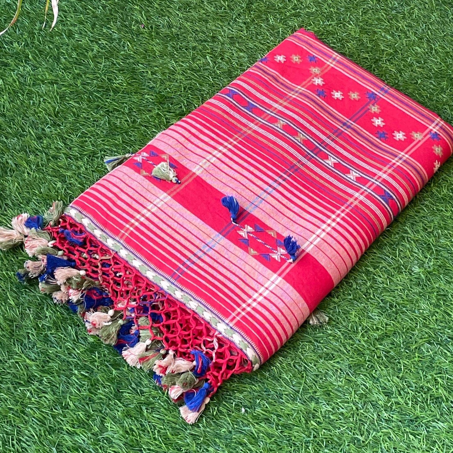 red-bhujodi-cotton-saree