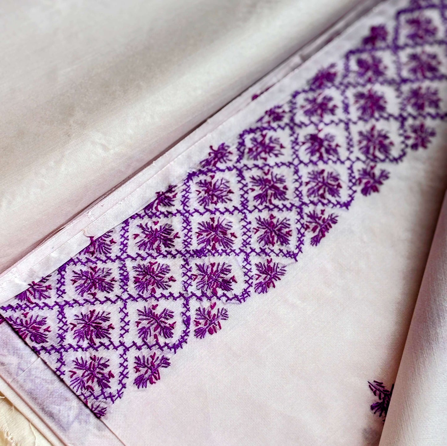 white with purple Sozni Saree