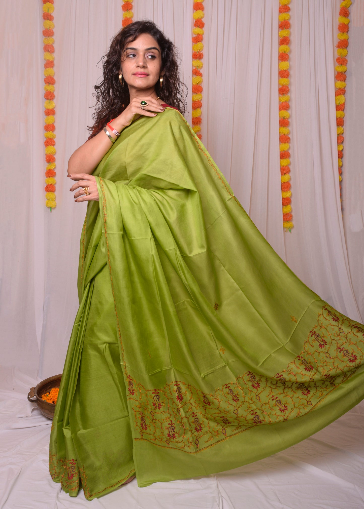 Green sozni work kashmiri silk saree