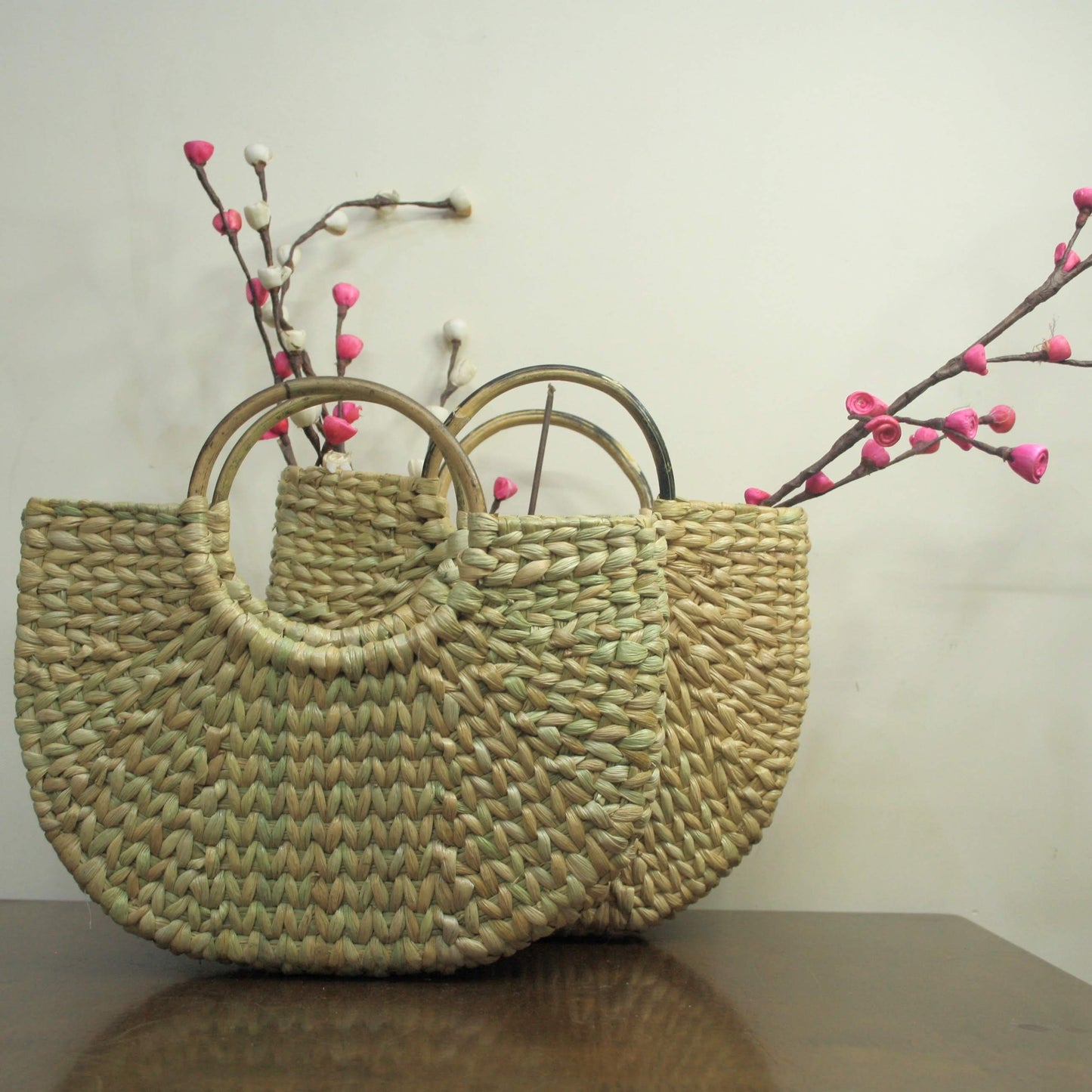 Kouna grass basket