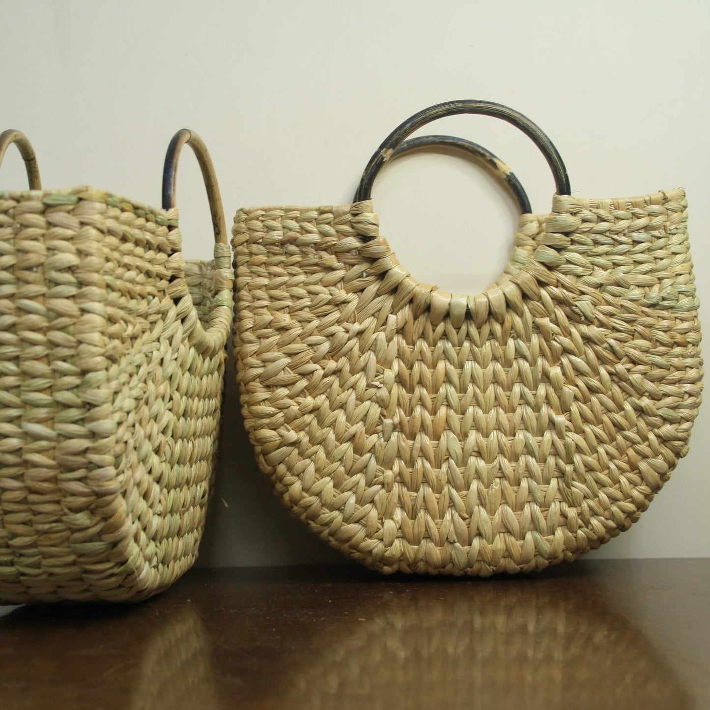 Kouna grass basket