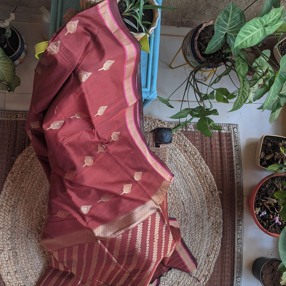 Maroon Mubarakpur Zari