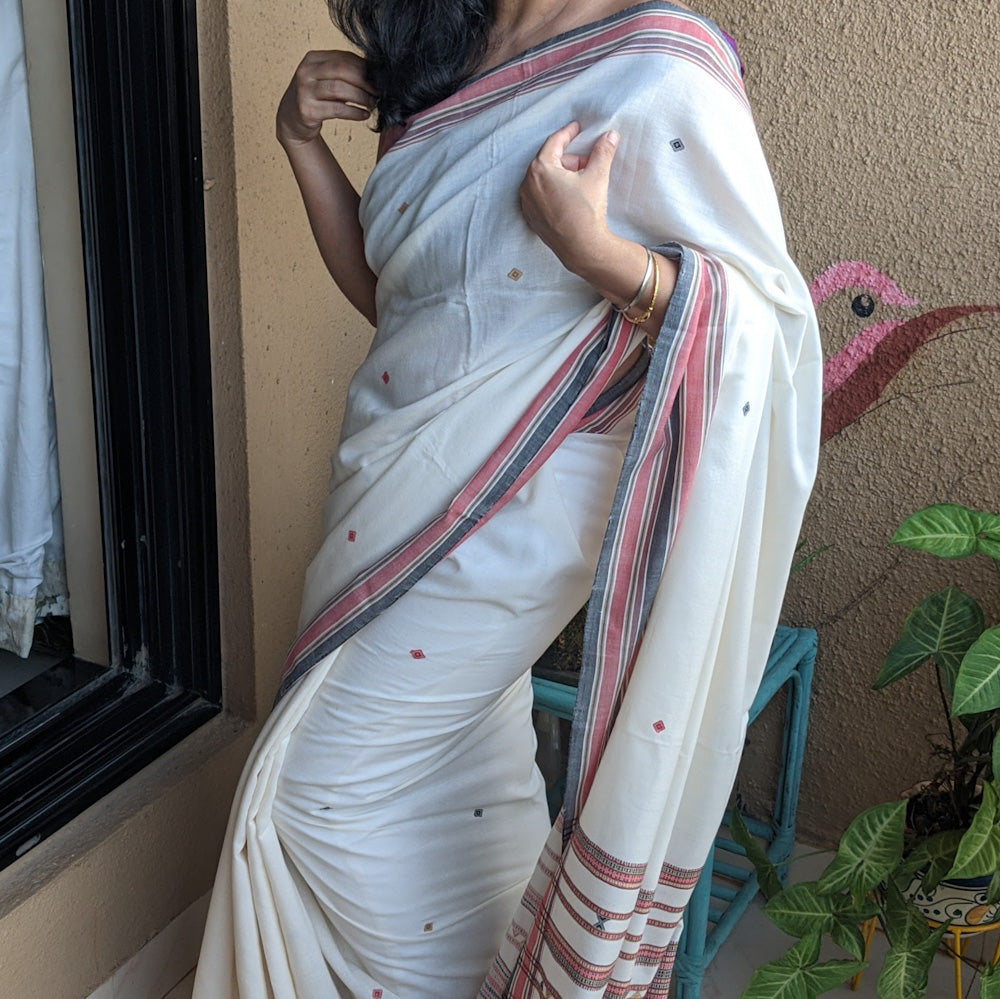 White cotton Bhujodi