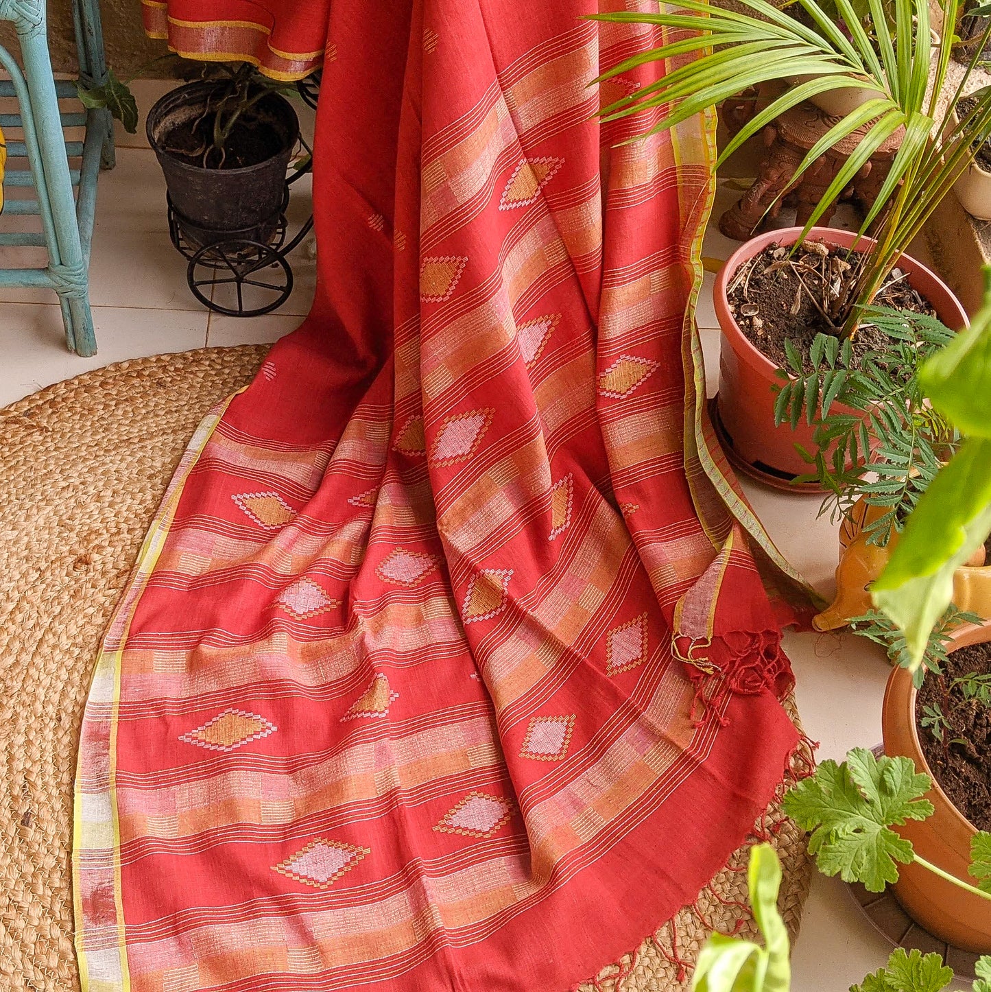 red cotton Jamdani