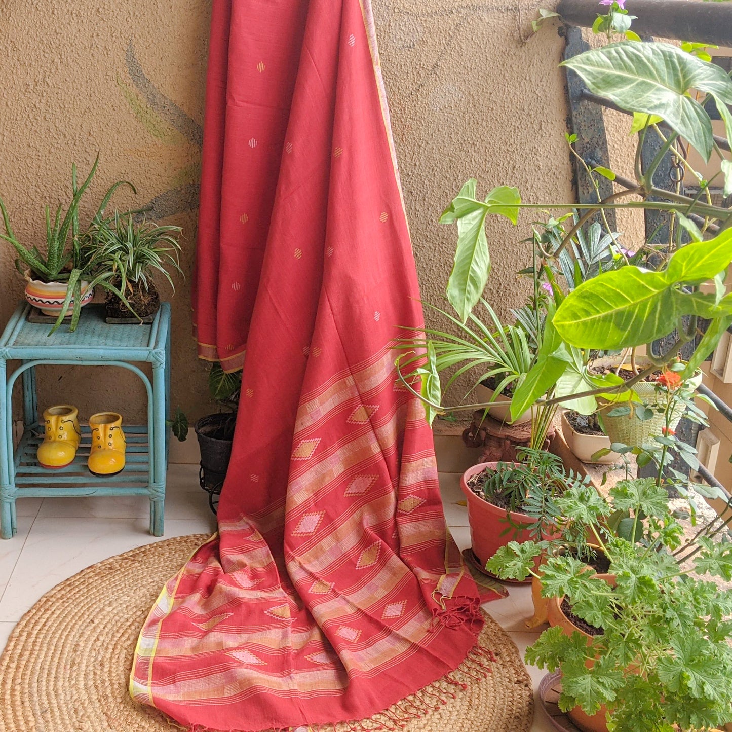 red cotton Jamdani