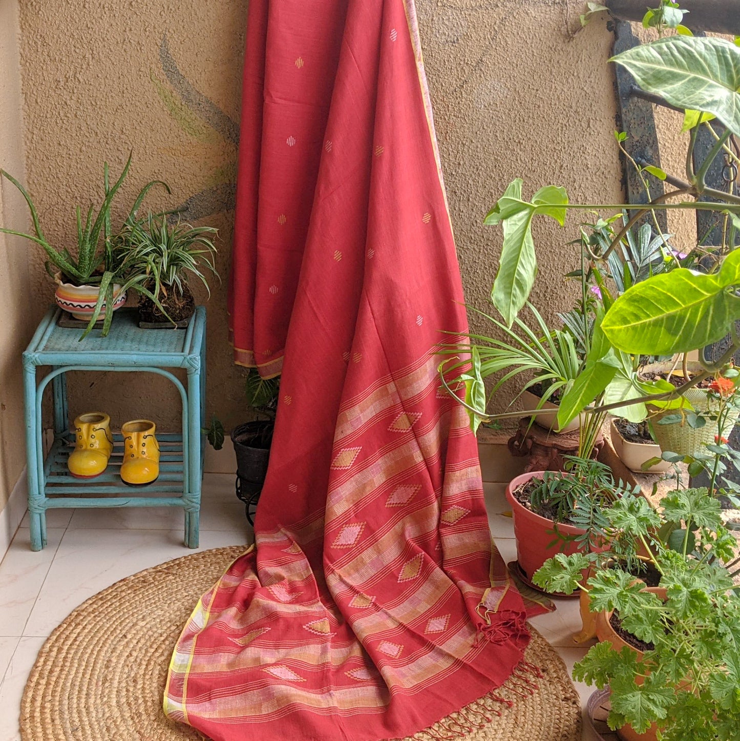 red cotton Jamdani