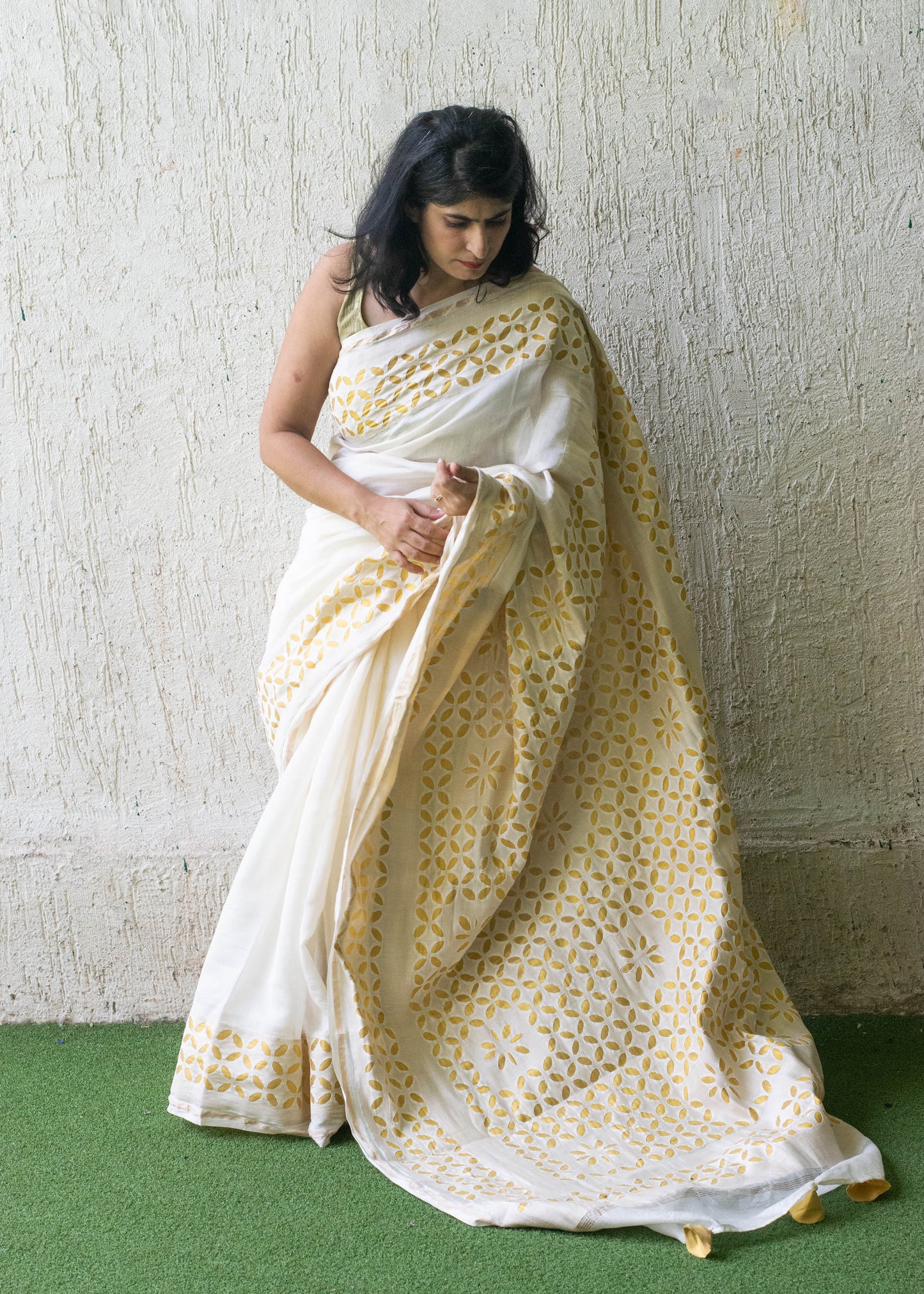 Off White Applique Chanderi Saree