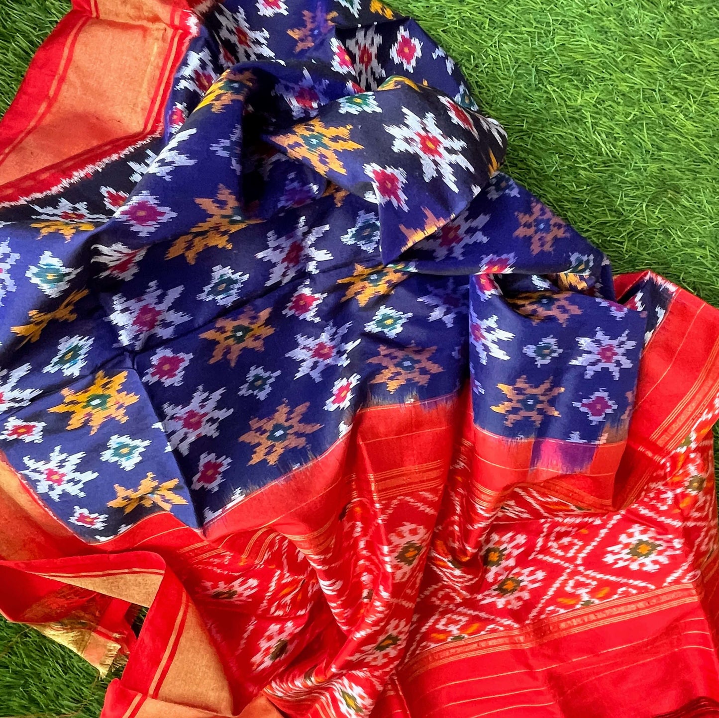 Blue Red Pochampally Silk Dupatta