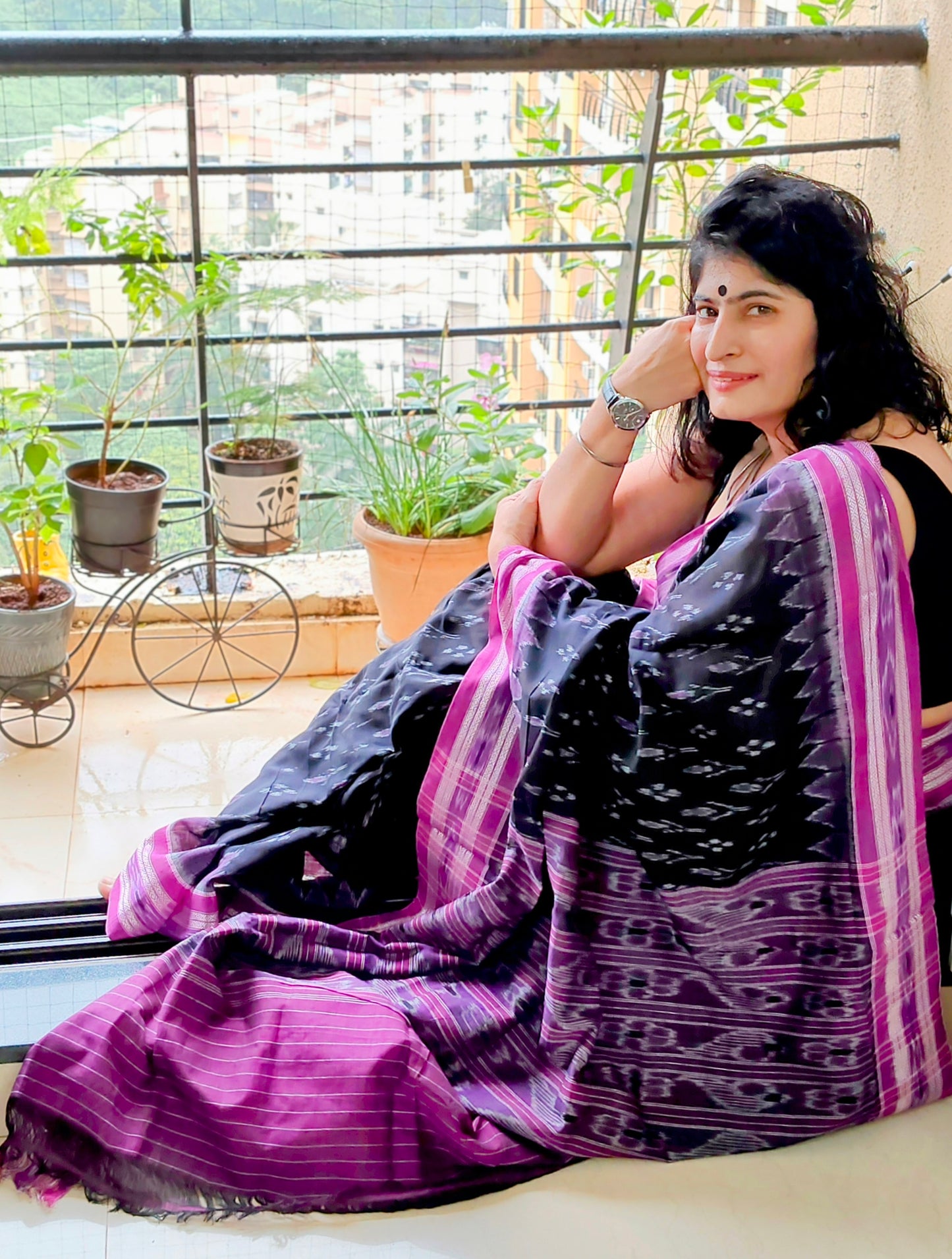 Black Mania Bandha Ikat Cotton Saree