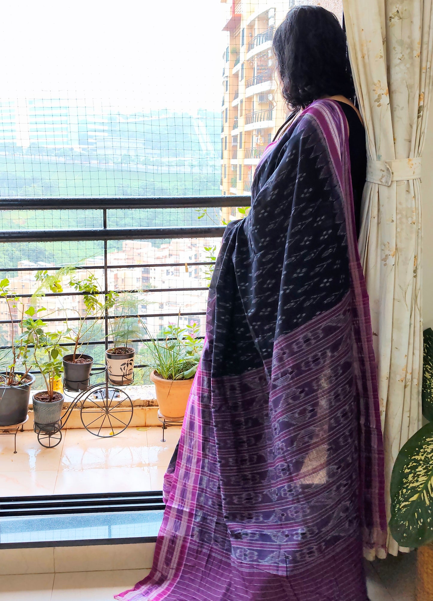 Black Mania Bandha Ikat Cotton Saree