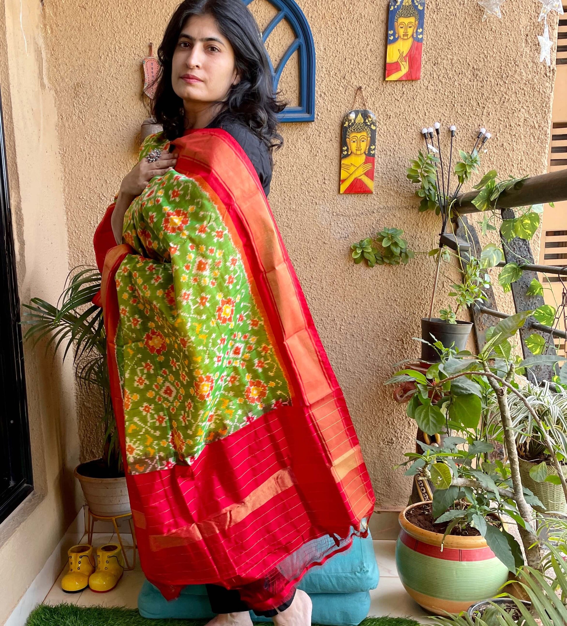 green-silk-ikkat-dupatta