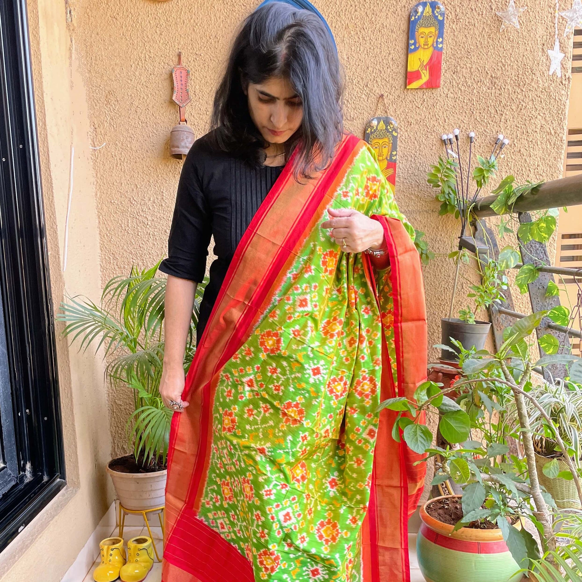 green-silk-ikkat-dupatta