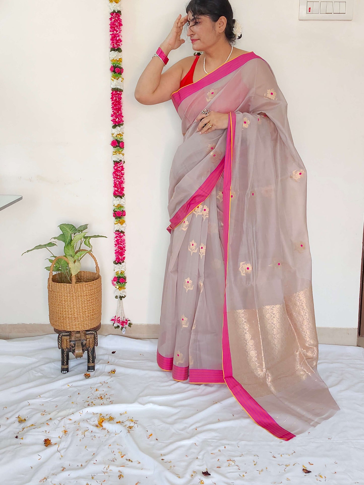 Grey  Mubarakpur Zari Saree