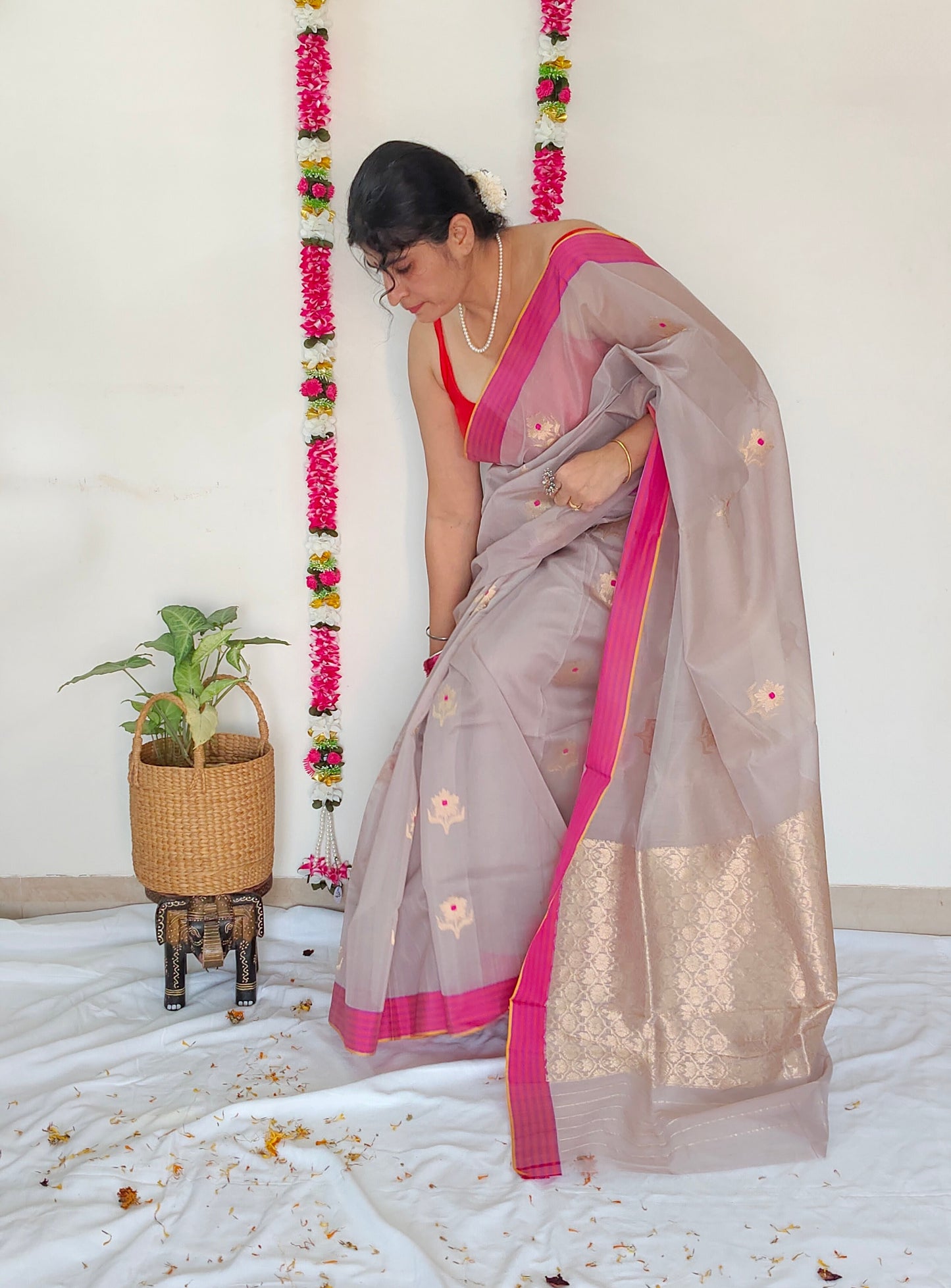 Grey  Mubarakpur Zari Saree