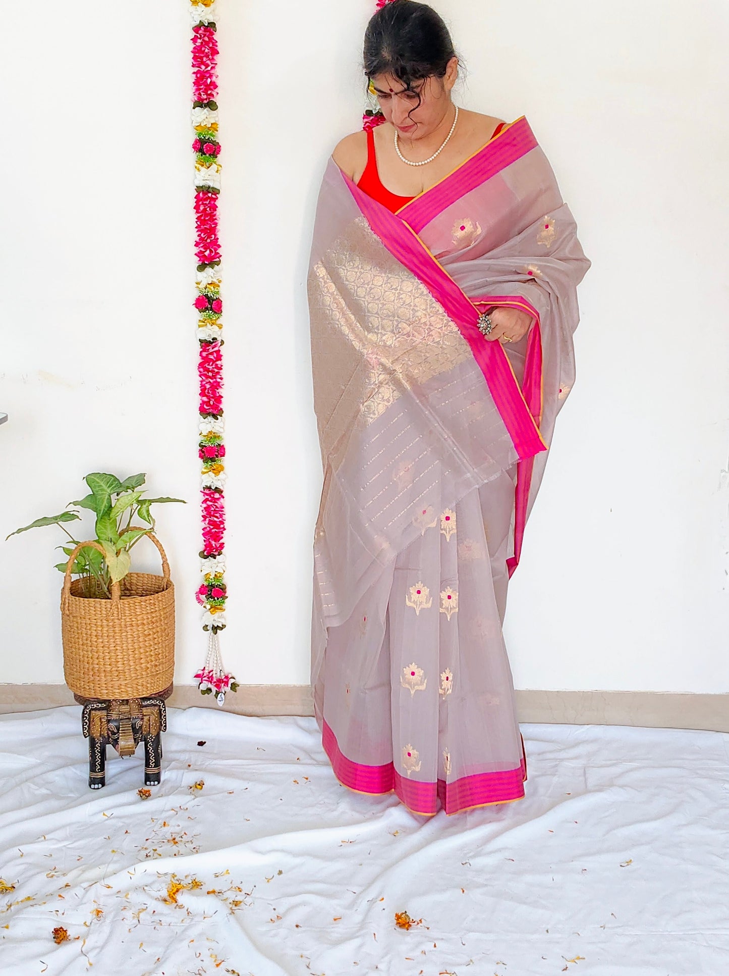 Grey  Mubarakpur Zari Saree
