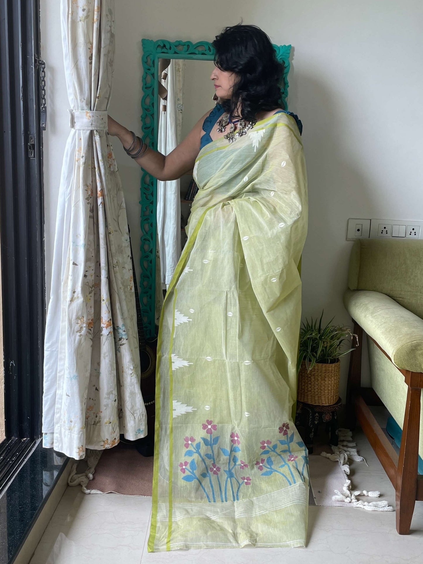 green jamdani saree
