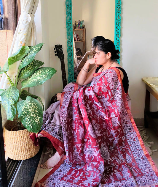 mata ni pachedi painted saree on maheshwari silk