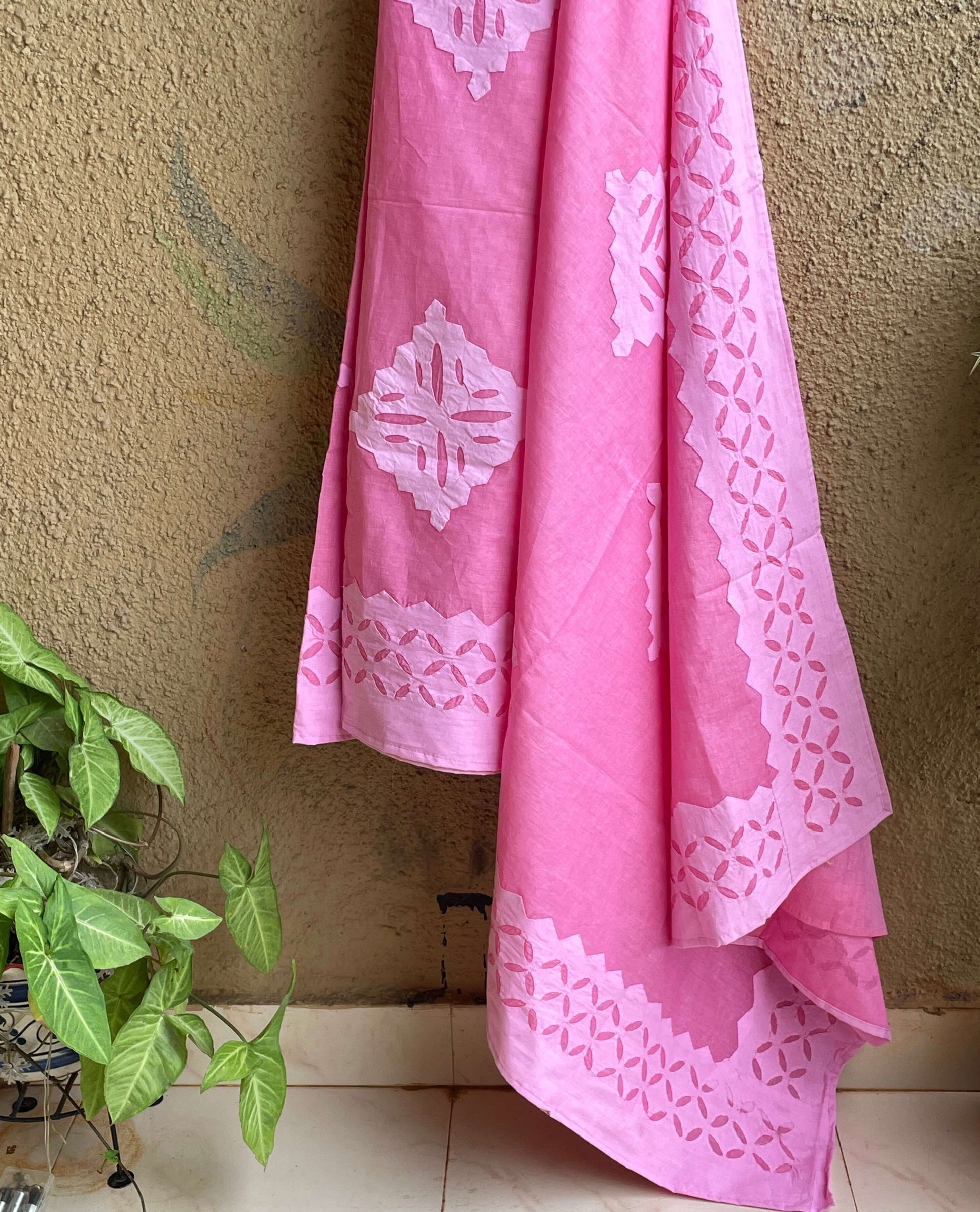 pink-cotton applique