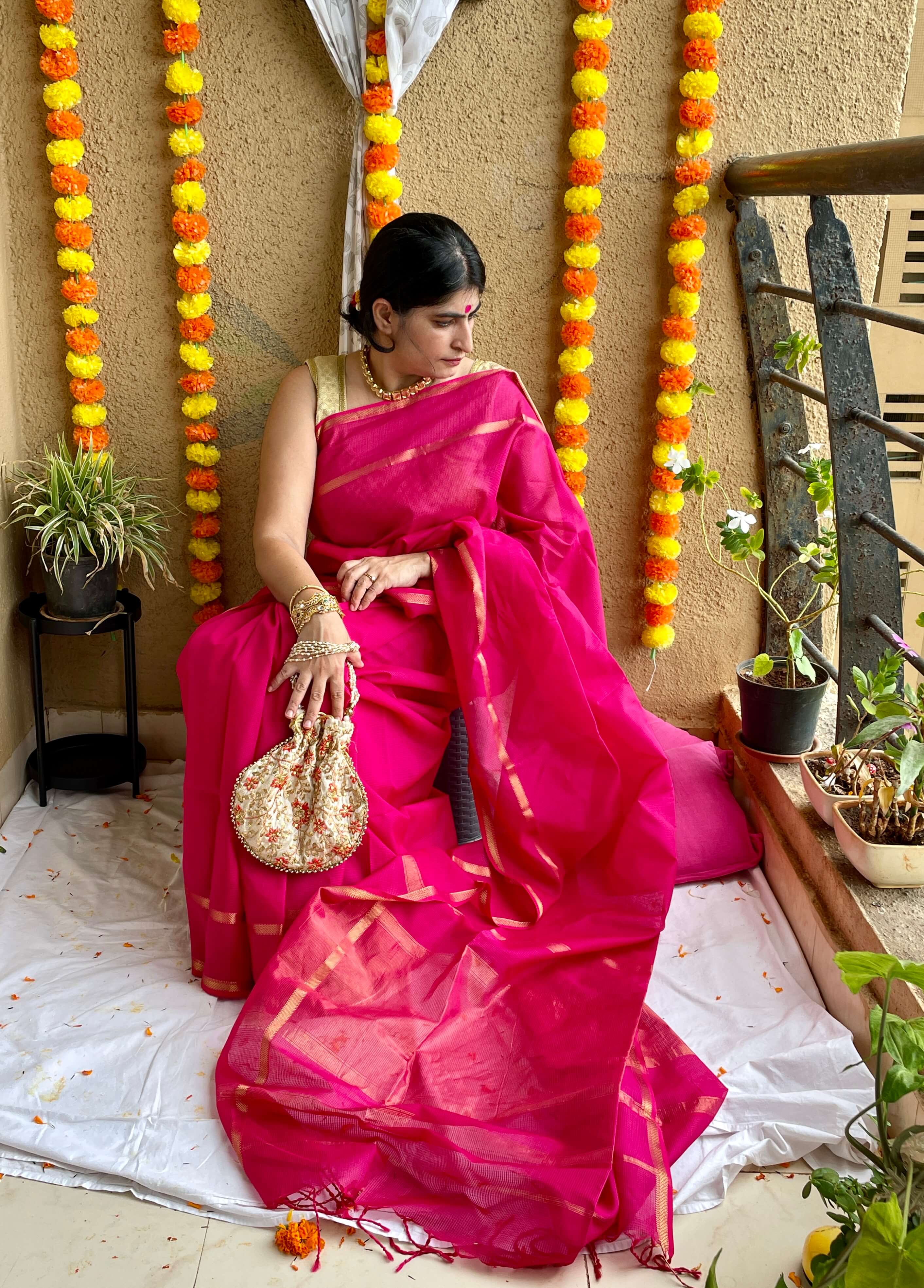 Crepe Pink Gold Borderless Kanjivaram Saree – ArtwarebyRuHH