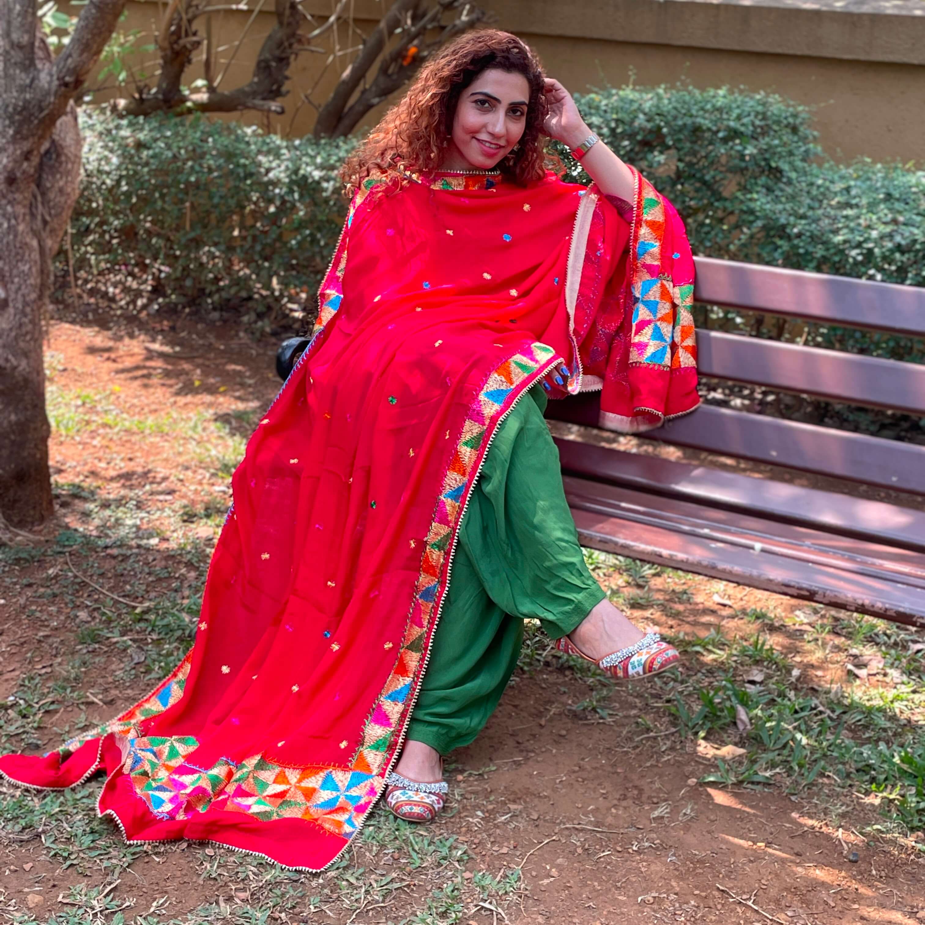 Pullkari Phulkari ~ A tradition from Punjab – For Sarees