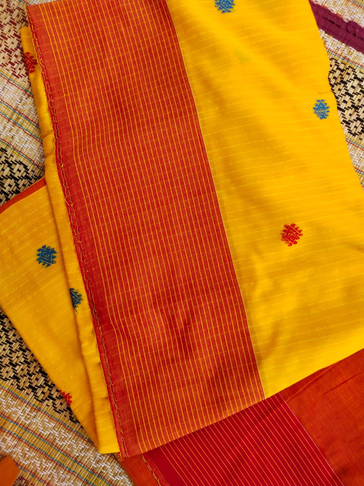 Kasundi- Cotton Tangail Saree I Handloom