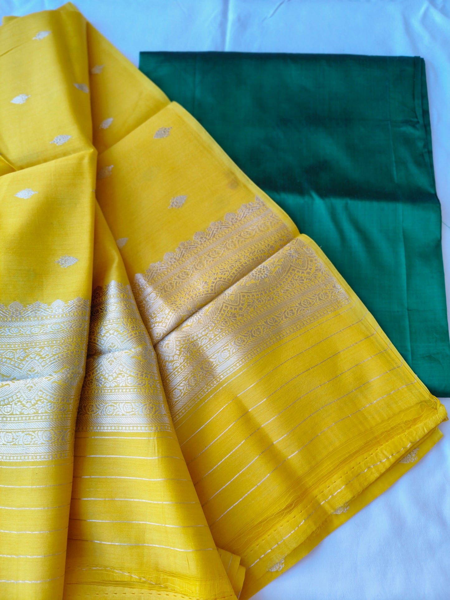 Mubarakpur yellow Silk Zari Dupatta and kurta set