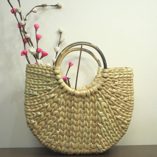 Kouna grass basket