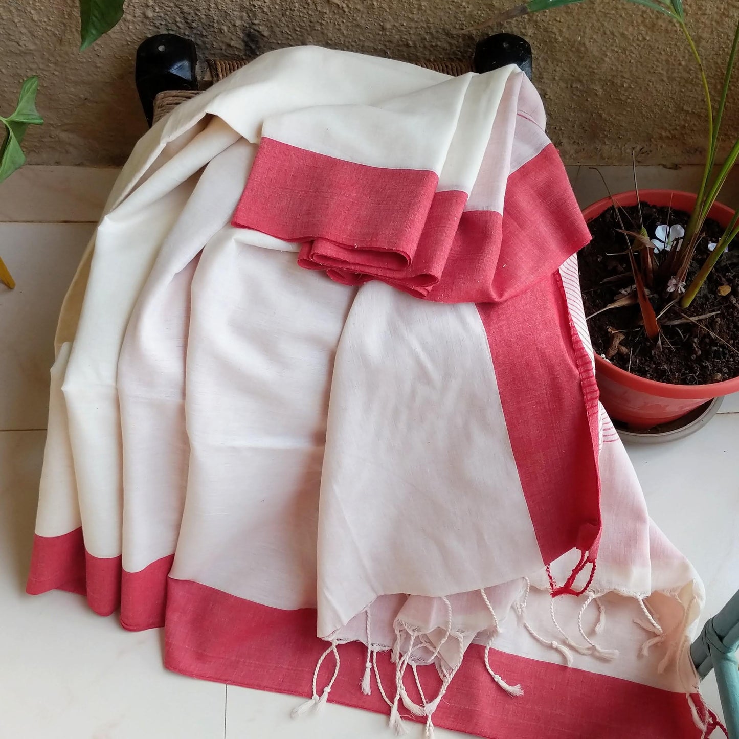 Red and white Bengal cotton plain