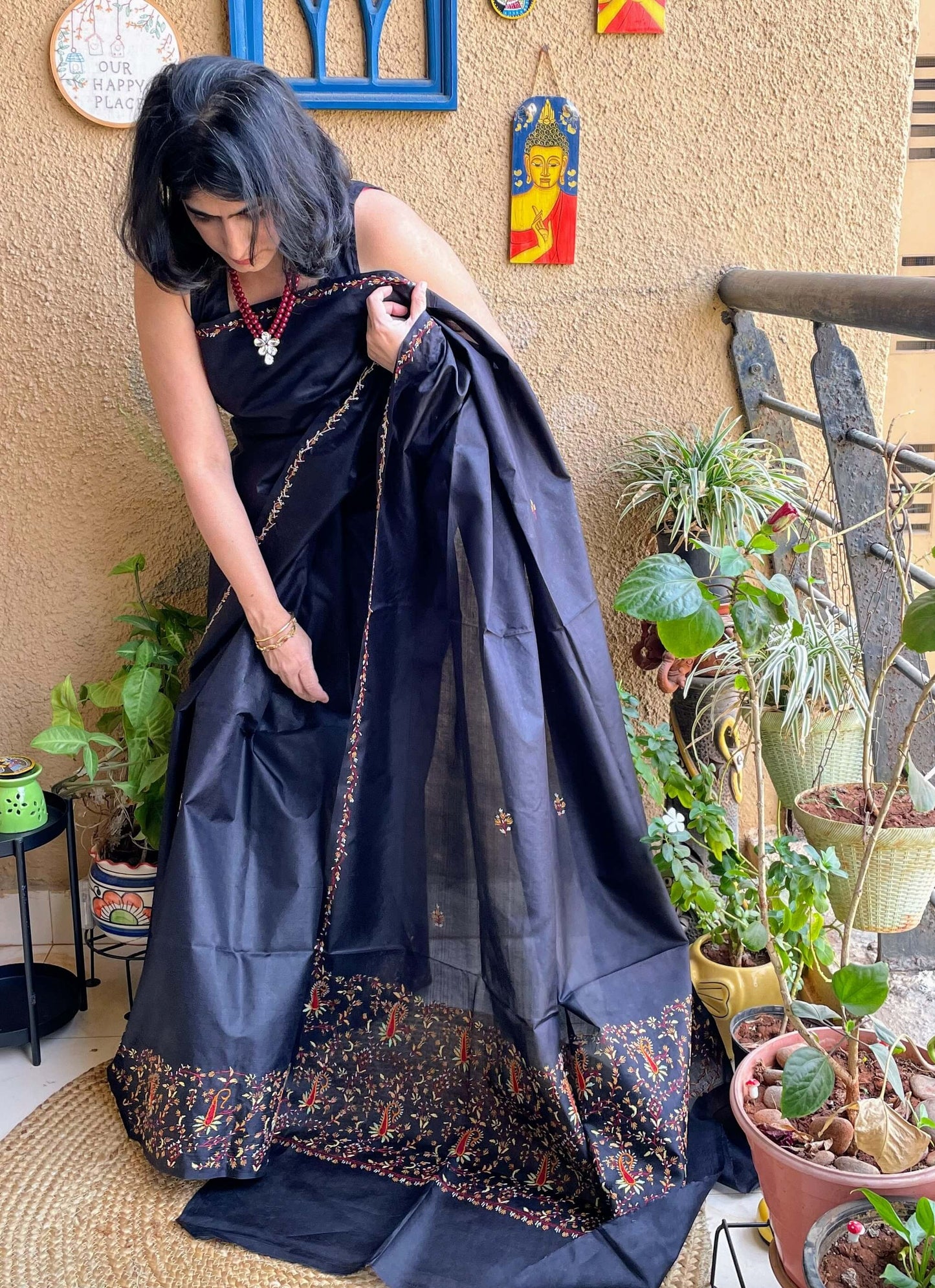 black sozni silk saree