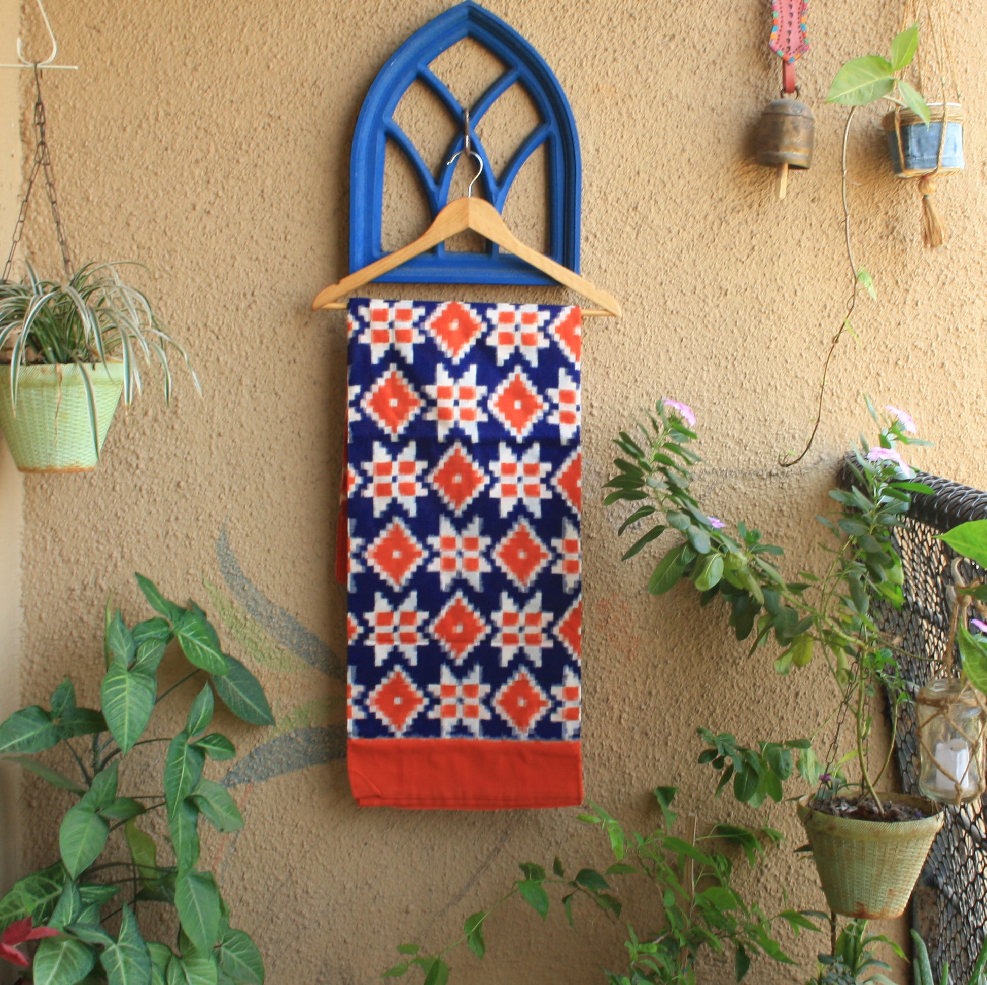 Blue orange Telia Rumal saree